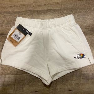 The North Fact White Shorts Size: S
